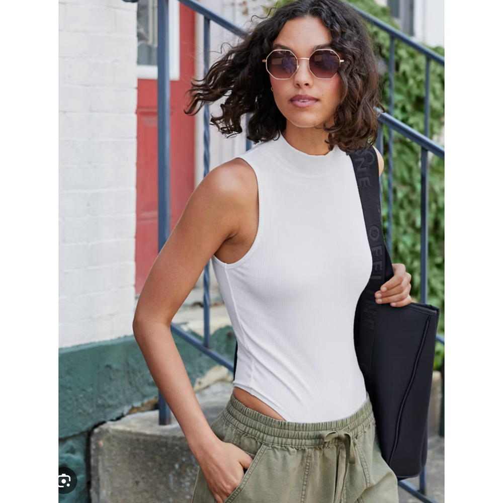 AERIE Womens Bodysuit XL White Sleeveless Ribbed Mock Neck Capsule Minimalist
